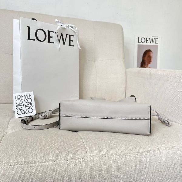 【12期0利率】LOEWE MINI Flamenco clutch【23年3月英國購證】【95成新】 