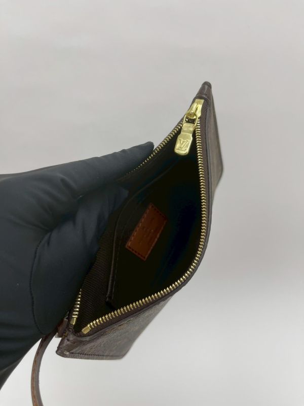 【95成新】LV LOOP HOBO 