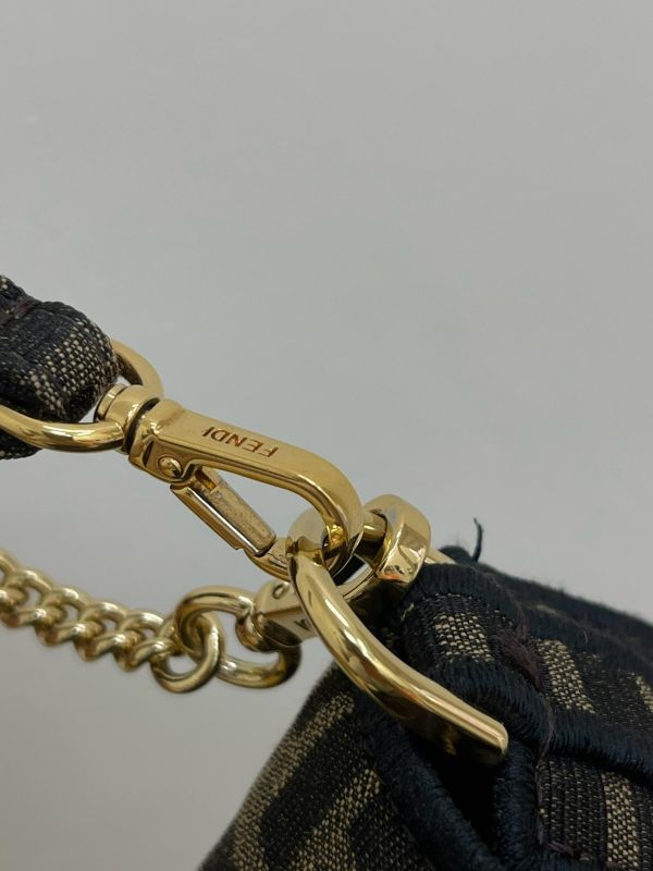 【95成新】FENDI 老花迷你法棍包 