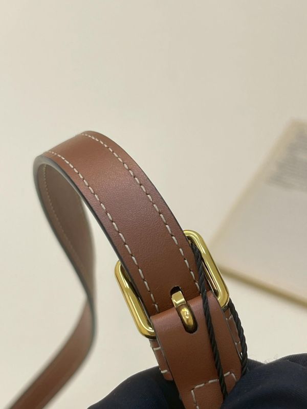 【未使用閒置品】CELINE  凱旋門老花迷你馬鞍包 