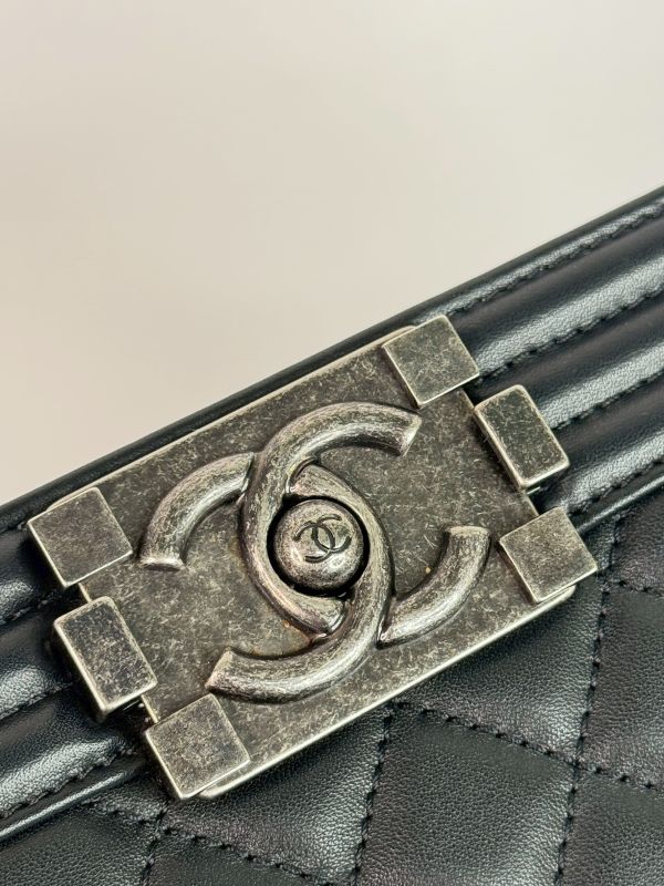 【分期0利率】CHANEL  BOY 25 【95成新】 