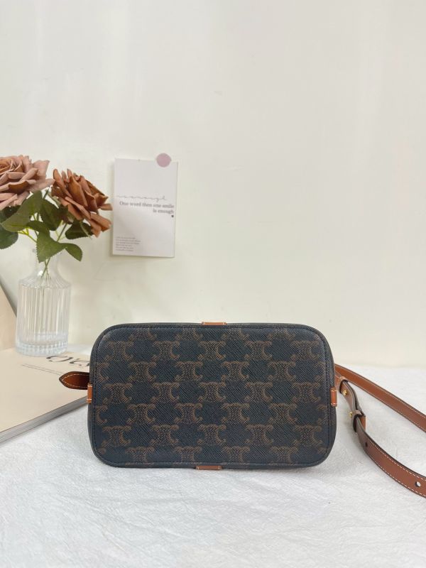 【分期0利率】CELINE Teen Cabas De France 鎖頭包【99成新】 