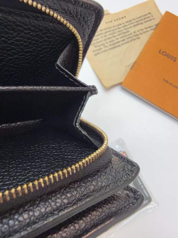【85成新】LV Clea 短夾 