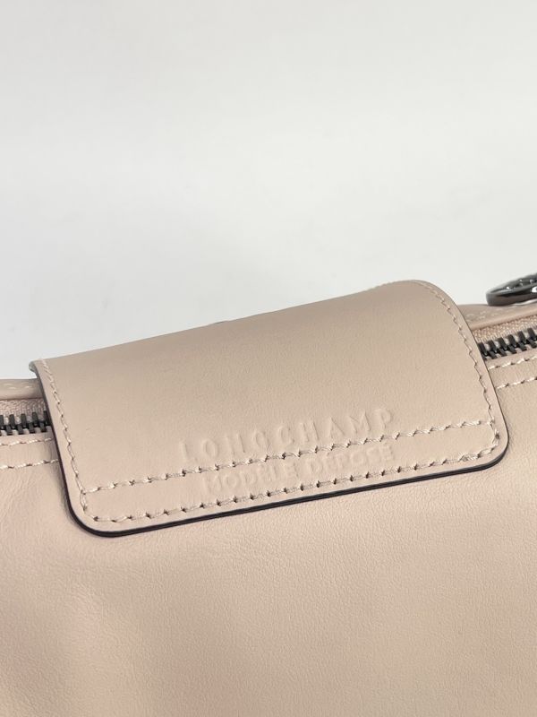 【99成新】LONGCHAMP LE PLIAGE XTRA系列牛皮圓筒斜背包 