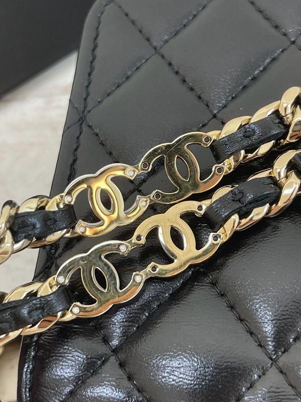 【95成新】CHANEL 24P 菱格紋黑白LOGO鍊 WOC 