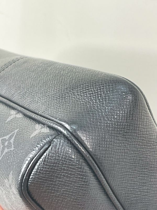 【分期0利率】LV Outdoor 郵差包 【95成新】 