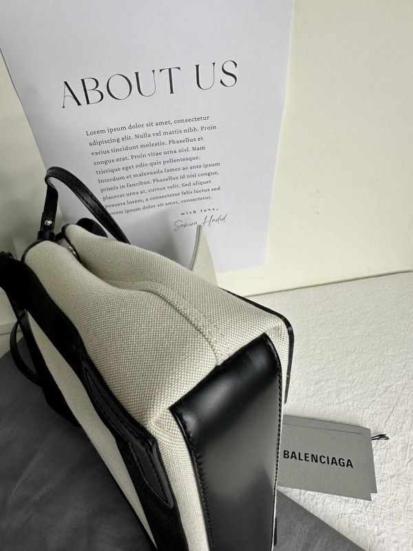 【12期0利率】Balenciaga Navy Cabas XS(背帶款)【99成新】 