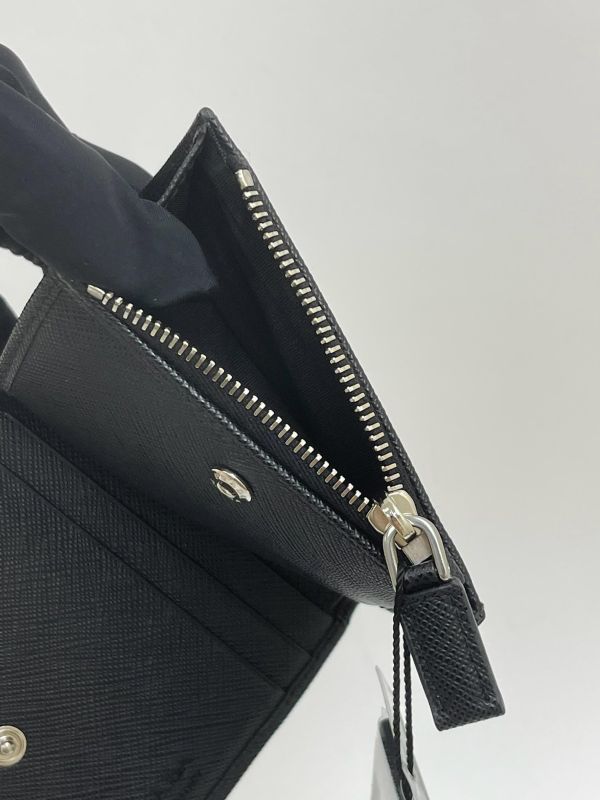 【95成新】PRADA Re-Nylon 扣式短夾 