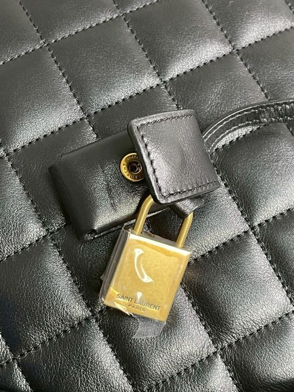 【99成新】YSL GIANT 绗縫牛皮旅行袋 