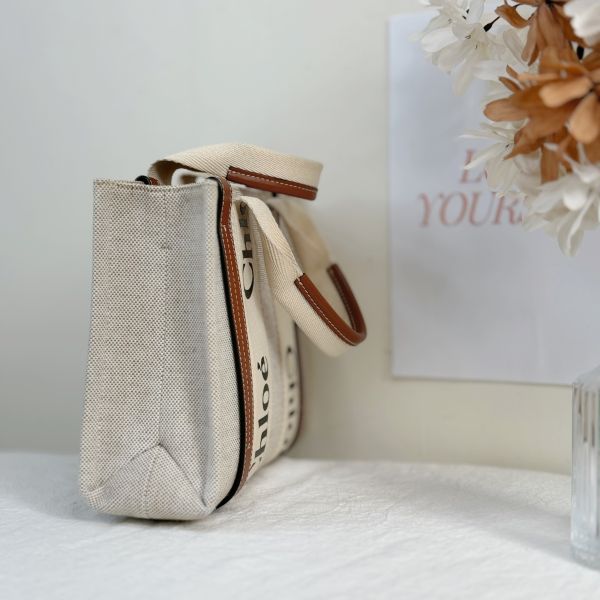【12期0利率】Chloé 背帶款小號 Woody Tote Bag 焦糖色【95成新】 