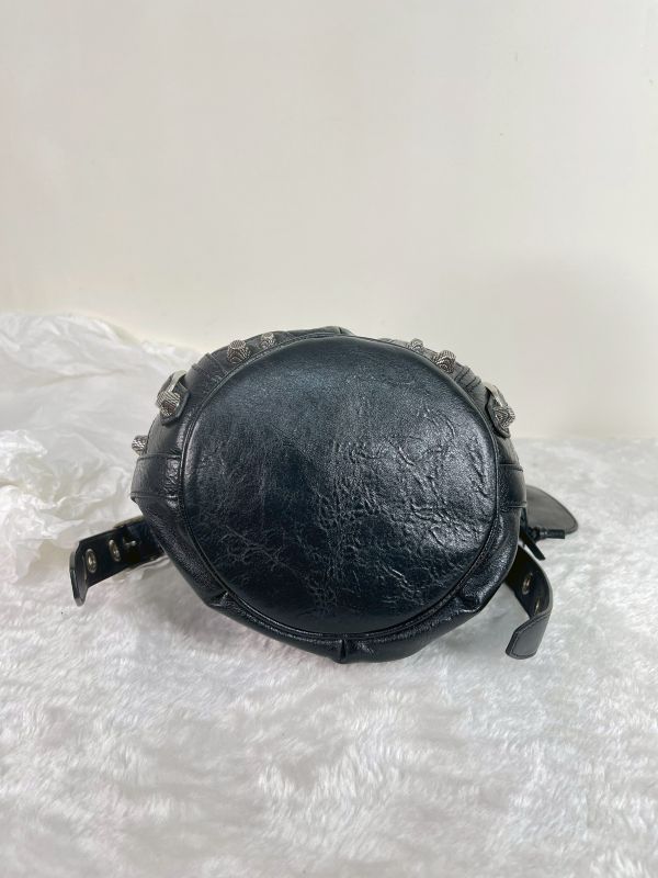 【分期0利率】BALENCIAGA LE CITY 迷你水桶包 【95成新】 