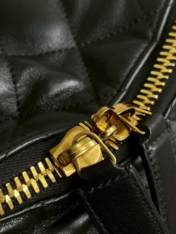 【99成新】YSL GIANT 绗縫牛皮旅行袋 