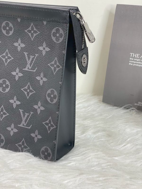 【分期0利率】LV Pochette Voyage MM 老花手拿包【95成新】 