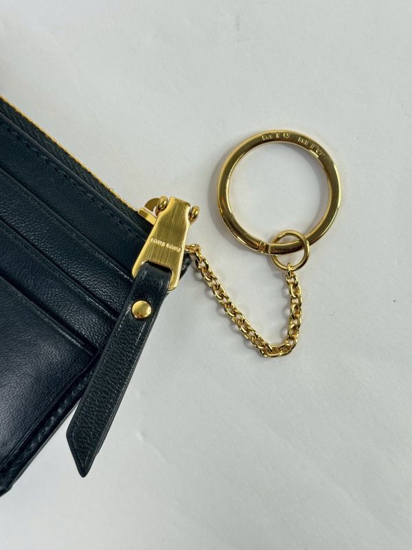 【95成新】MIUMIU Matelassé帕皮皮革卡片套 