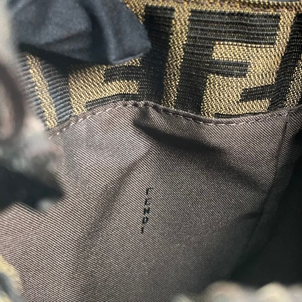 【12期0利率】FENDI老花腋下包【85成新】 