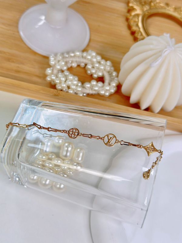 【6期0利率】【現金價15000】LV Forever Young 手鍊 