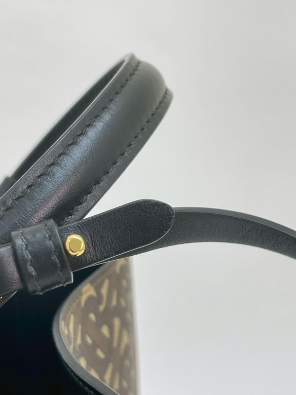 【9成新】BURBERRY PEGGY TB老花水桶包 小號 