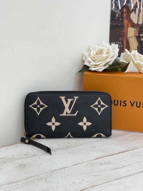 【95成新】LV 皮革LOGO拉鍊錢包 
