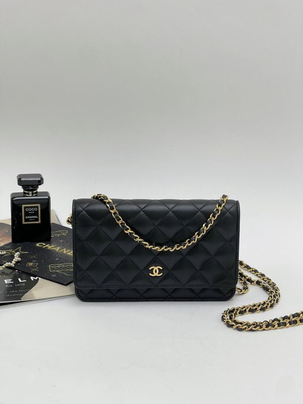 【99成新】CHANEL  WOC 羊皮金扣 