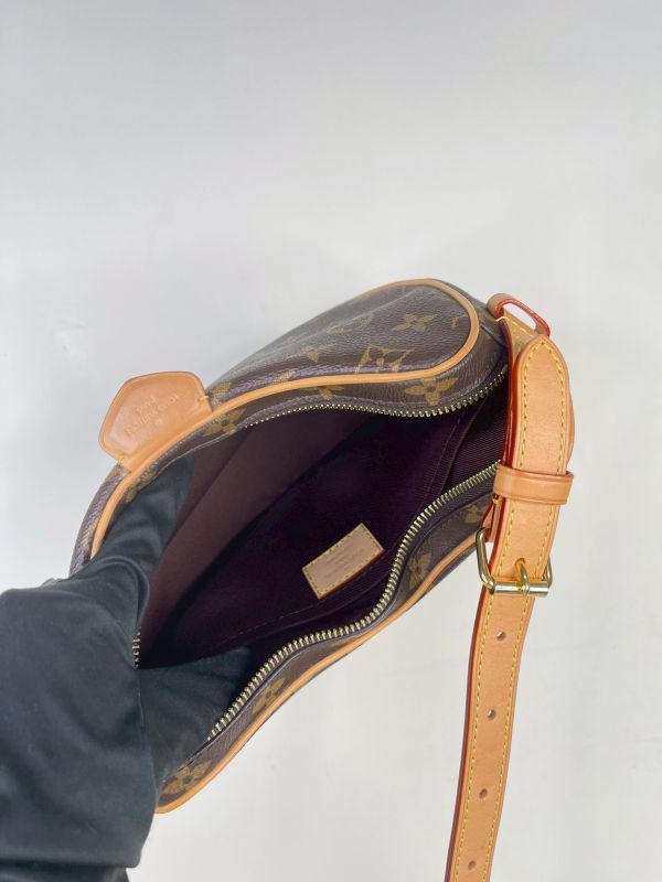 【95成新】LV Croissant MM 