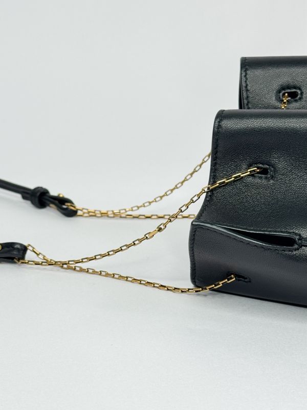 【分期0利率】YSL POCHON 小羊皮手袋【95成新】 