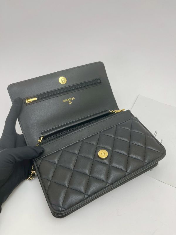 【95成新】CHANEL  WOC 羊皮金扣 