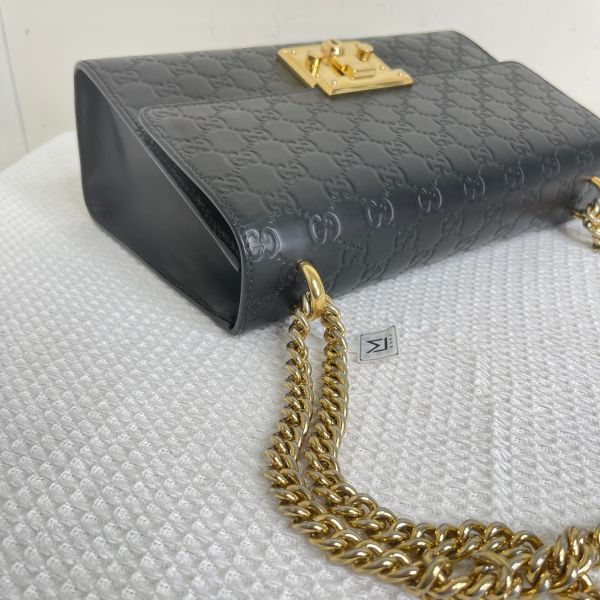 【分期0利率】GUCCI 牛皮壓紋 PADLOCK 鏈帶肩背包【9成新】 