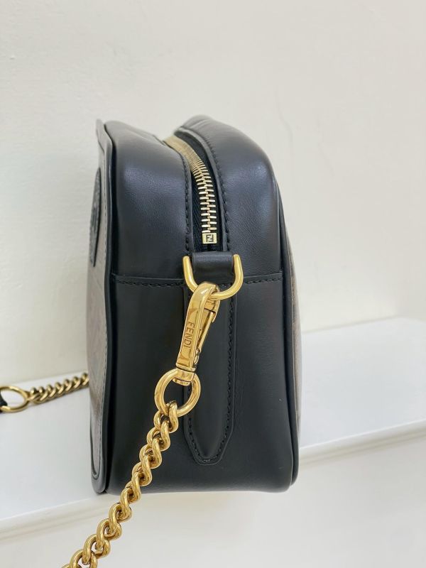 【9成新】FENDI 老花相機包 