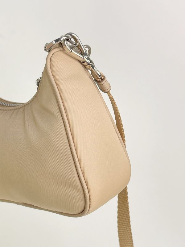 【分期0利率】PRADA re-edition 迷你腋下包【95成新】 