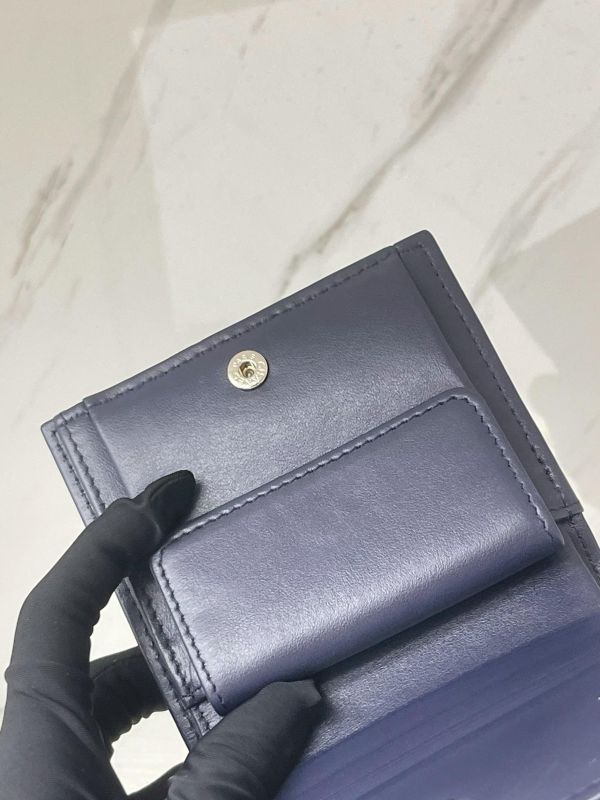【95成新】CHAENL 24P 對開短夾 