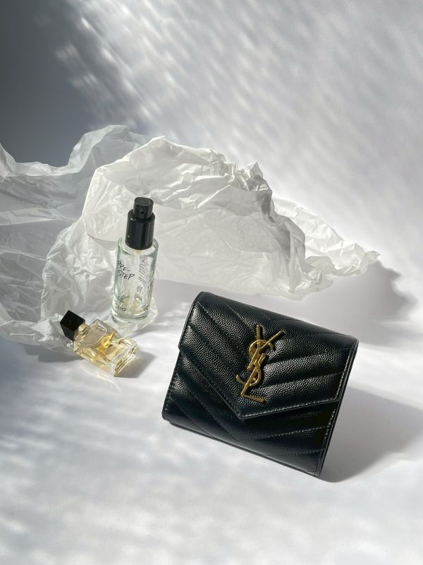 【分期0利率】YSL  魚子醬三折短夾 【9成新】 