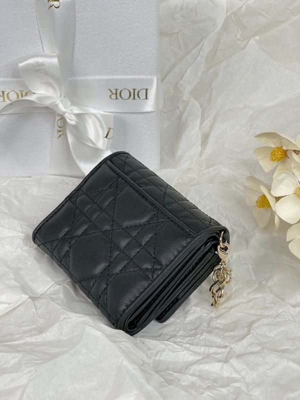 【分期0利率】DIOR Lady Dior Lotus 羊皮短夾【全新品】 