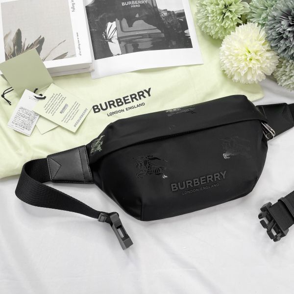 【12期0利率】【全新品】BURBERRY EKD戰馬印花尼龍腰包【現金價】 