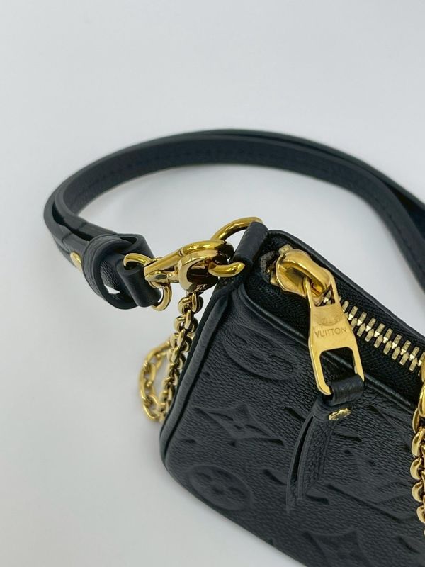 【95成新】LV Easy Pouch On Strap 