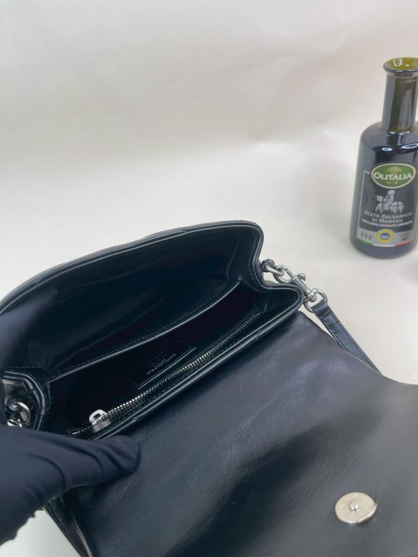 【95成新】YSL LOULOU Toy 