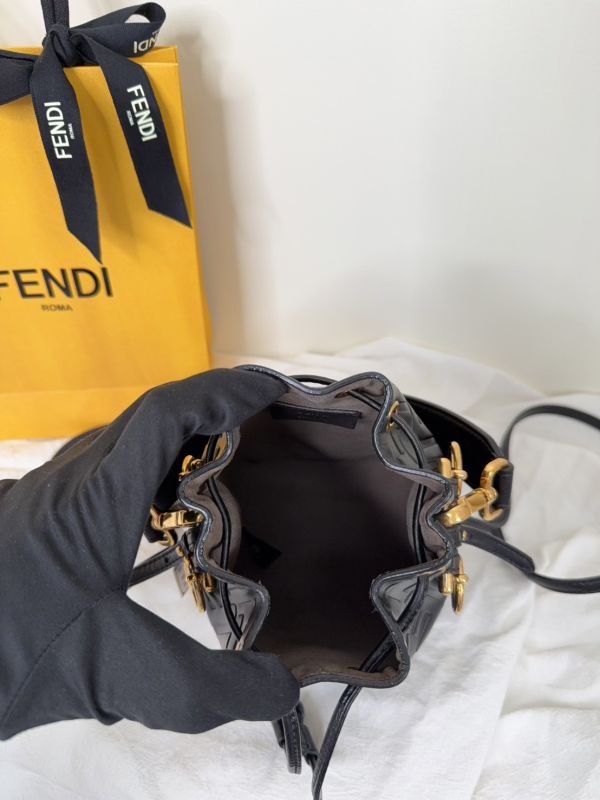 【分期0利率】FENDI Mon Tresor迷你水桶包【9成新】 