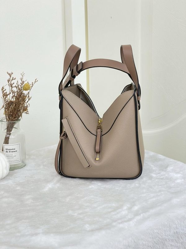 【95成新】LOEWE Compact Hammock 吊床包 小號 