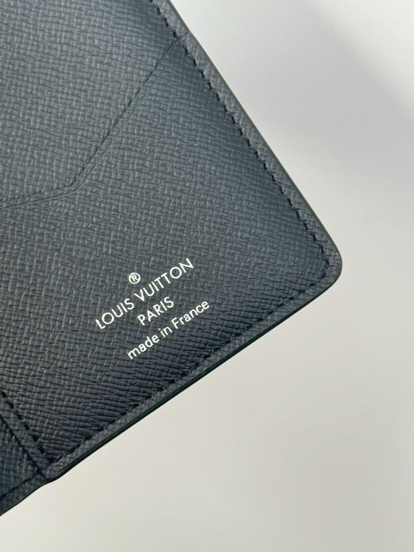 【分期0利率】LV 對開萬用卡包【未使用閒置品】 