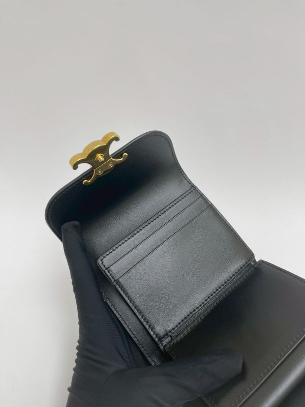 【95成新】CELINE 亮面牛皮革TRIOMPHE三折短夾 