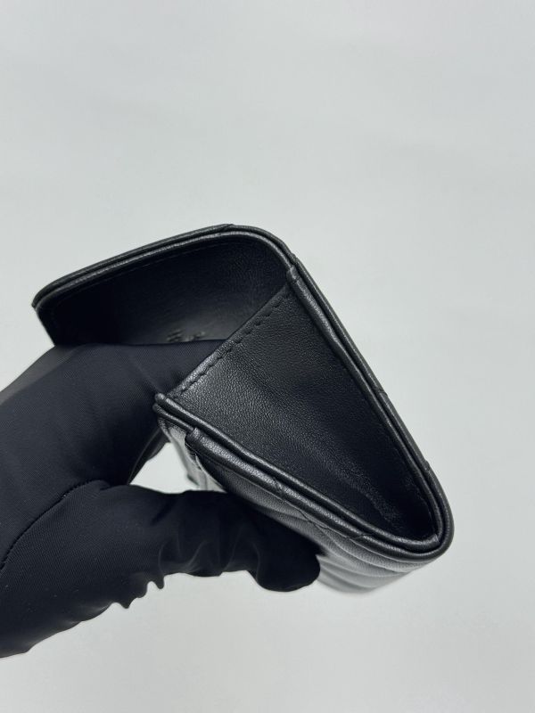 【9成新】CHANEL 19口蓋卡包 