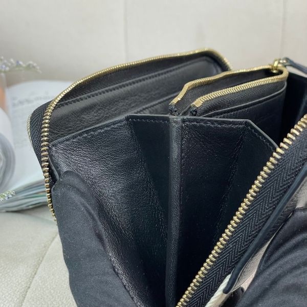 【7成新】【12期0利率】Burberry House 經典格紋拉鍊長夾 