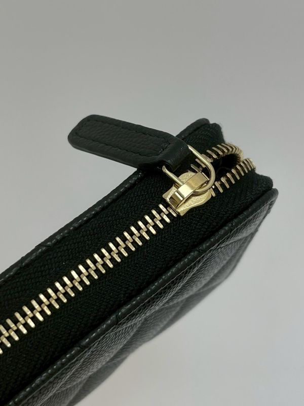 【閒置新品】CHANEL 琺瑯水鑽雙C拉鍊零錢卡包 