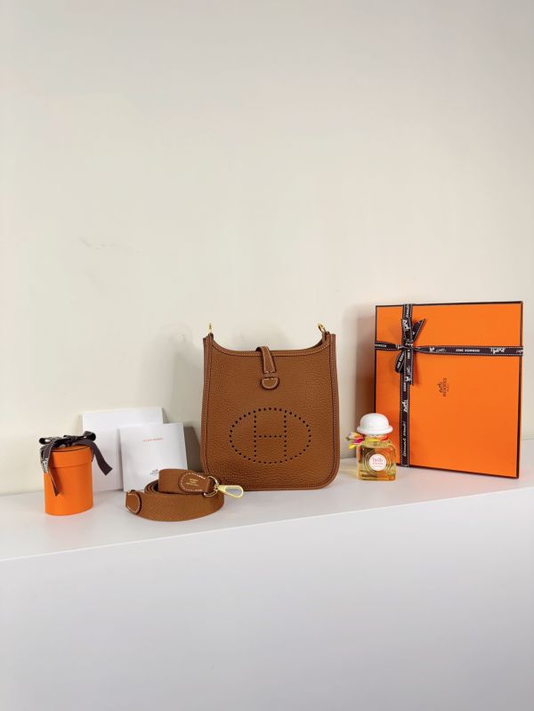 【分期0利率】HERMES Evelyne mini 棕色【未使用閒置品】 