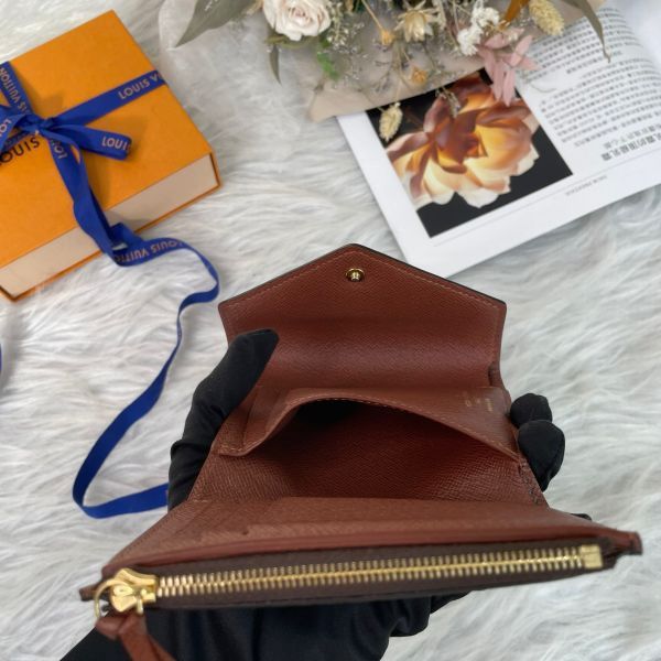 【12期0利率】LV Victorine 老花三折短夾【95成新】 