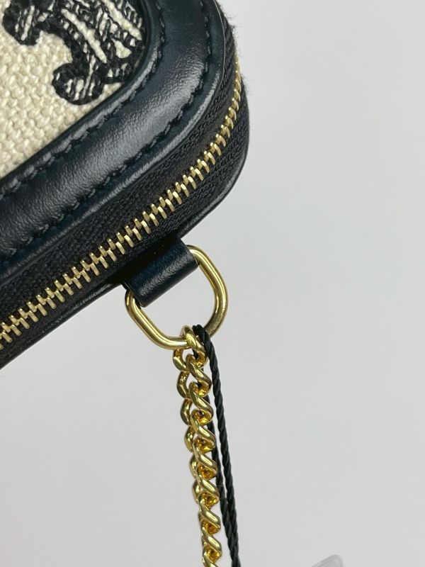 【95成新】CELINE 刺繡貝殼包 