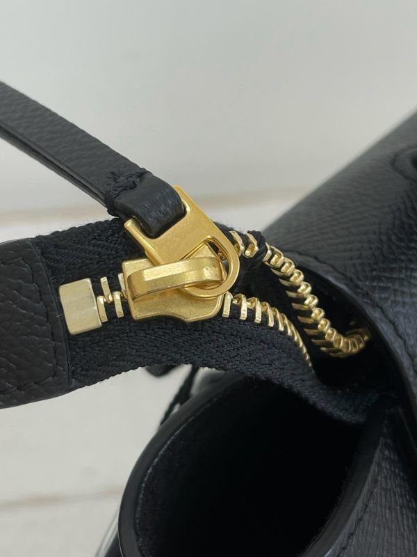 【95成新】CELINE 小牛皮BLET手袋鯰魚包NANO 