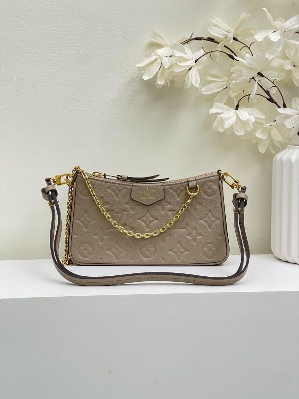 【99成新】LV Easy Pouch On Strap 