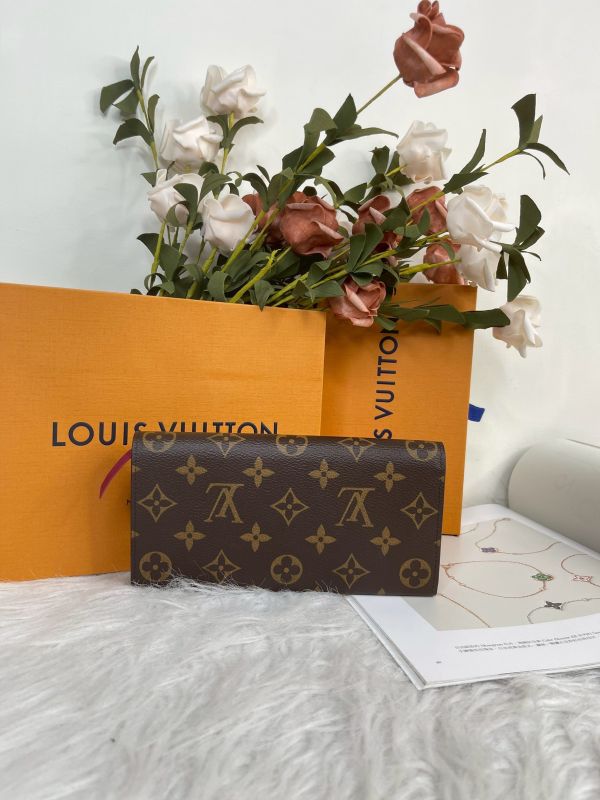 【分期0利率】LV Emilie 錢包 【9成新】 