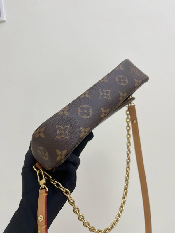 【95成新】LV  Wallet on Chain Ivy 