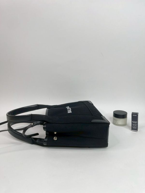 【9成新】Balenciaga Navy Cabas XS(背帶款) 